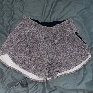 Lulu Lemon Track That shorts 4”
